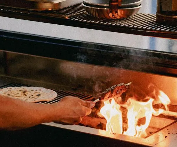 ゲストハウス Gharb 4*